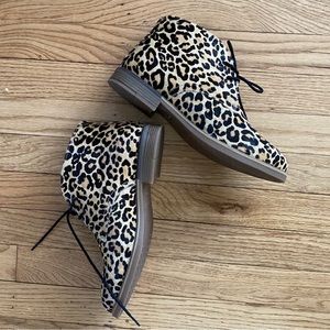 Hush puppies Bailey chukka boot, leopard calf hair, size 9